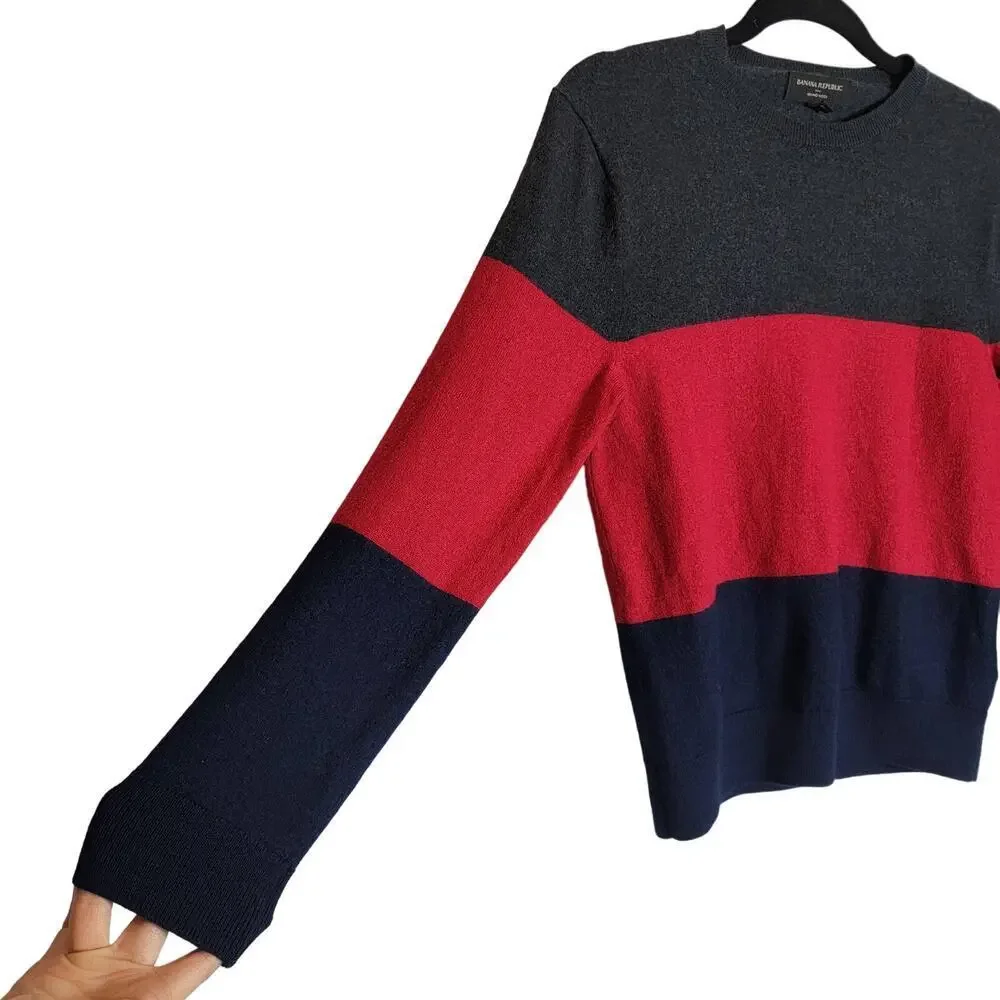 Banana Republic Casual Preppy Merino Wool Sweater